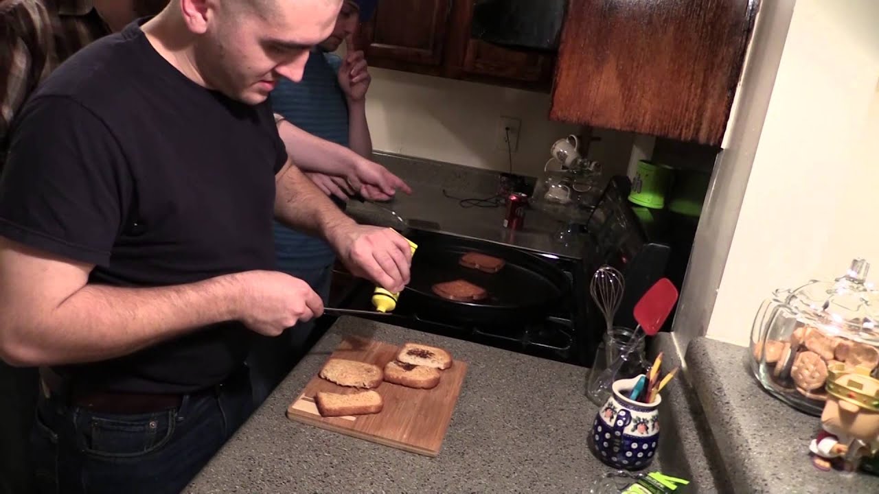 THAC TV представляет: Hey Try This Video Edition (Tim Tams и Vegemite)
