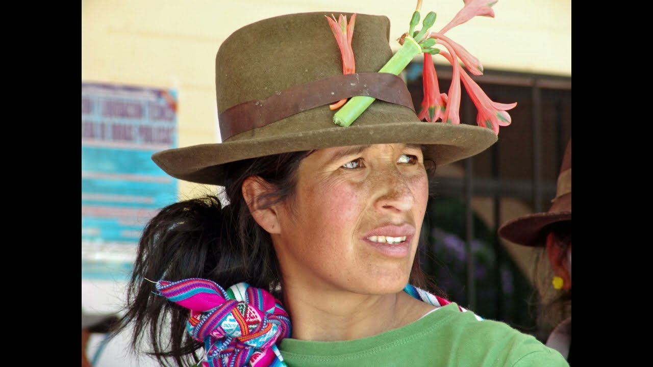 ¿CÓMO SE ADMINISTRAN LAS COMUNIDADES CAMPESINAS?