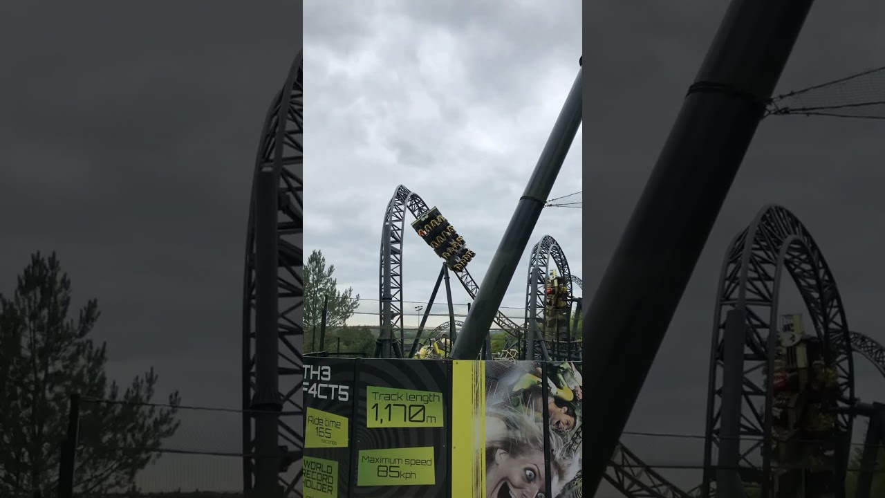 SMILER 😊 #RollerCoasterThrills#LoopingExcitement#AdrenalineRush #RollerCoaster#GravityDefyingFun