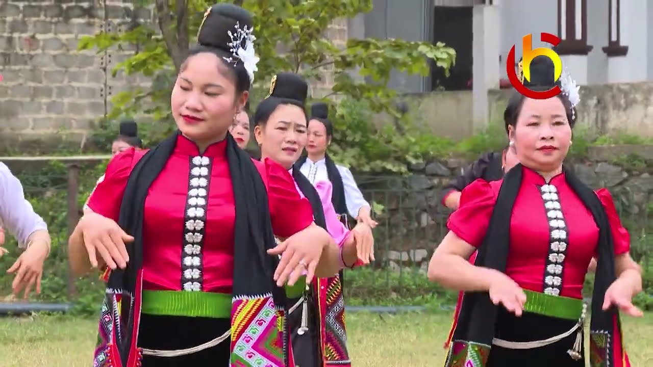 DÂN CA THÁI- CÔNG MẸ BAO LA( CÔNG ÊM QUẢNG)& MỘT SỐ BÀI HÁT HAY KHÁC- HÃY NGHE ĐẾN HẾT BÀI CUỐI NHÉ