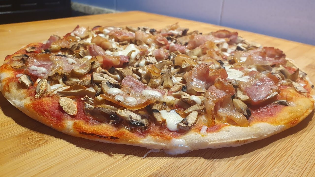 Deliciosa Pizza de Champiñones y Bacon - ✅ Receta Casera de Pizza con Champiñon y bacon