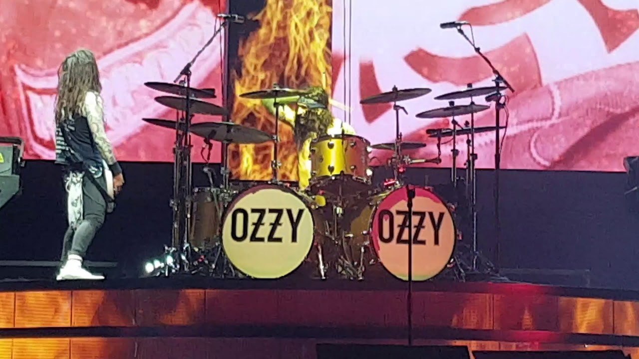 Ozzy @Lisboa Altice 02JUL2018 - War Pigs + solo Zakk e solo Tommy