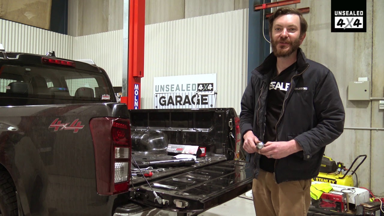 How to install a tailgate assist