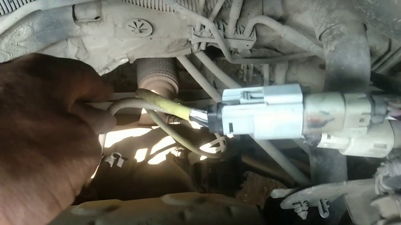 P0420 Ford EcoSport Engine light is on oxygen sensor issue