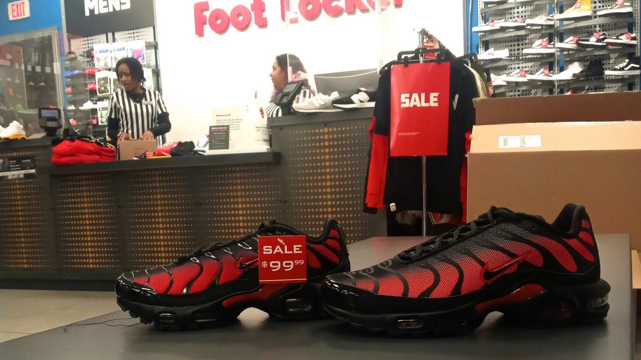 الفرق بين الحذاء العزاري  air max tn (مقاس من 7y حتى 6y) والحذاء الرياضي من 7 حتى 18....