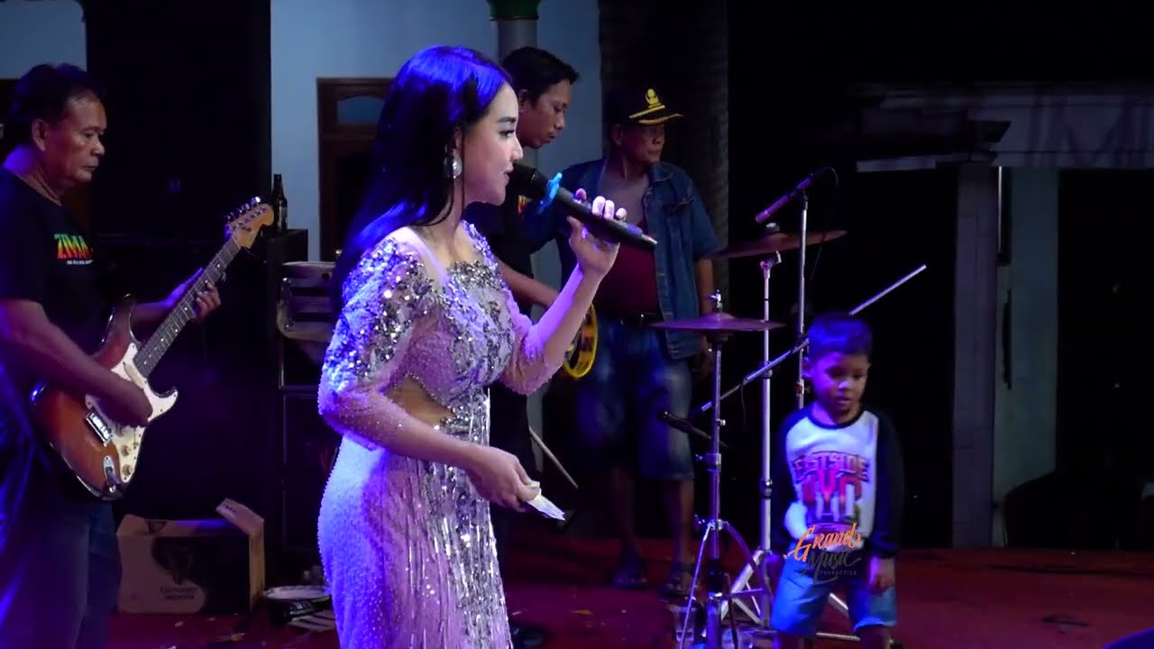 LALA WIDY KERANDA CINTA - GRAND MUSIC FT ZIVANA LIVE MADURA