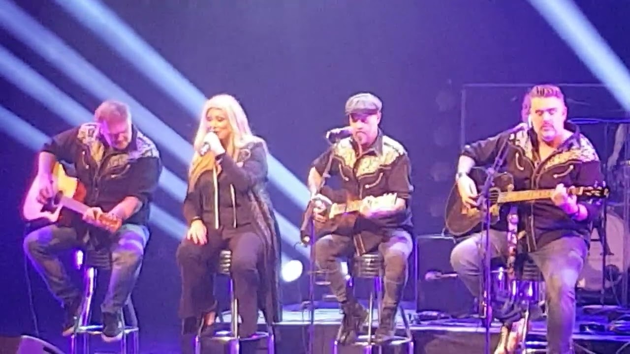 Belinda Kinnaer,met Mooi Wark(Proost met mij)Amphion
