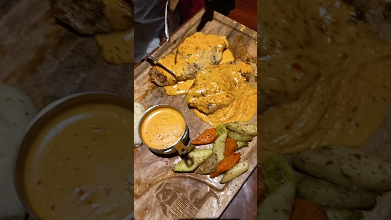 Moroccan chicken steak 🤤 #foodie #shortsfeed #shortsviral #trendingshorts #ytshorts