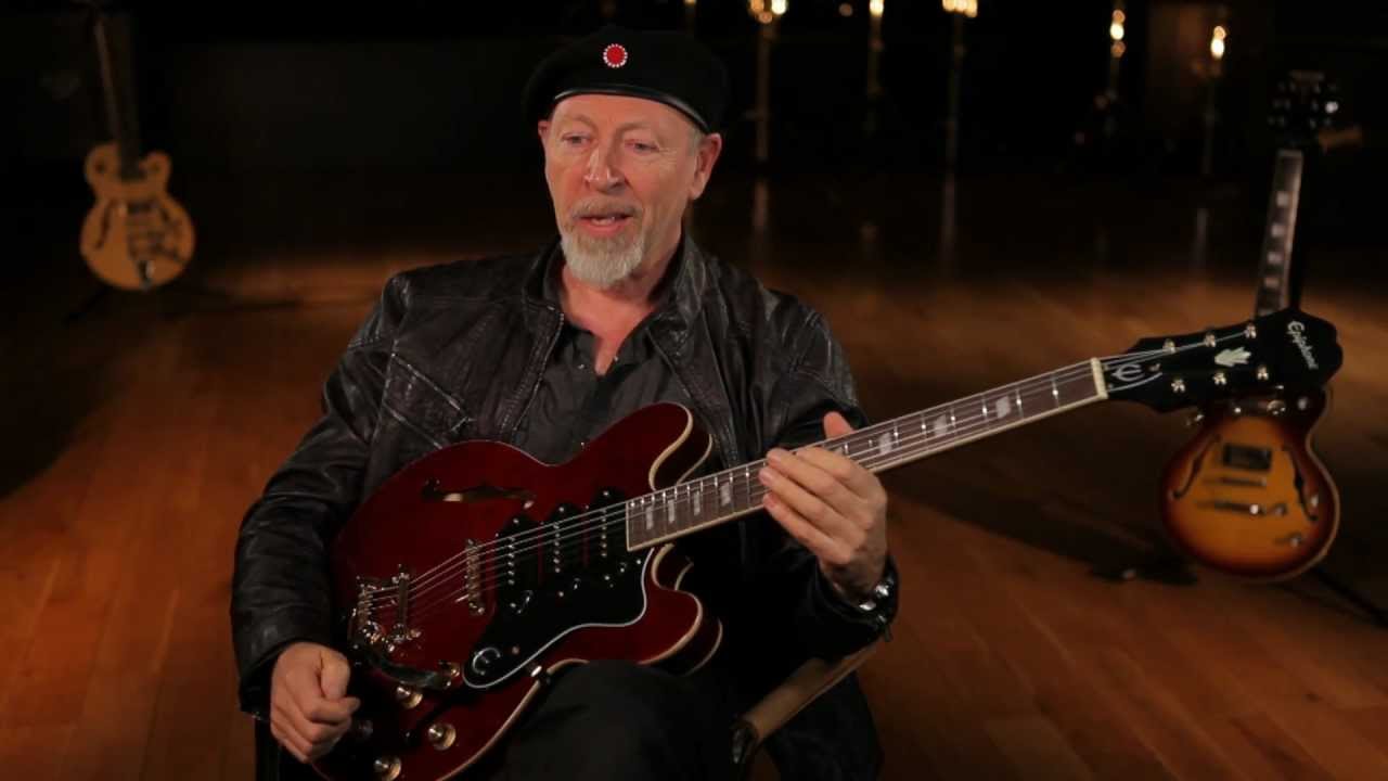 RICHARD THOMPSON TALKS GIBSON