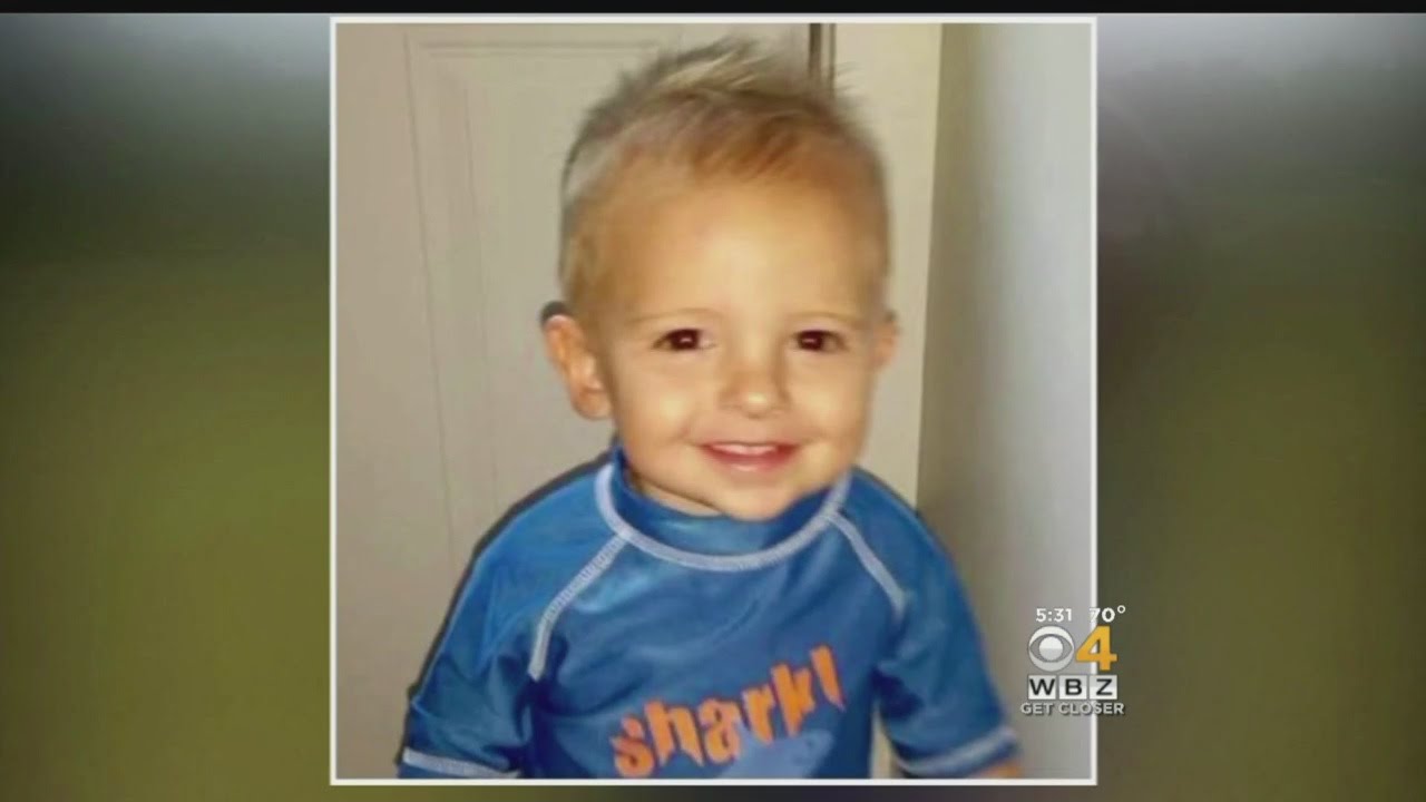 Child Dies After Contract E.Coli At Maine Petting Zoo