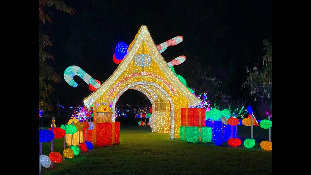 Hunter Valley Gardens Christmas Lights 2022 - Best Christmas Lighting in Australia