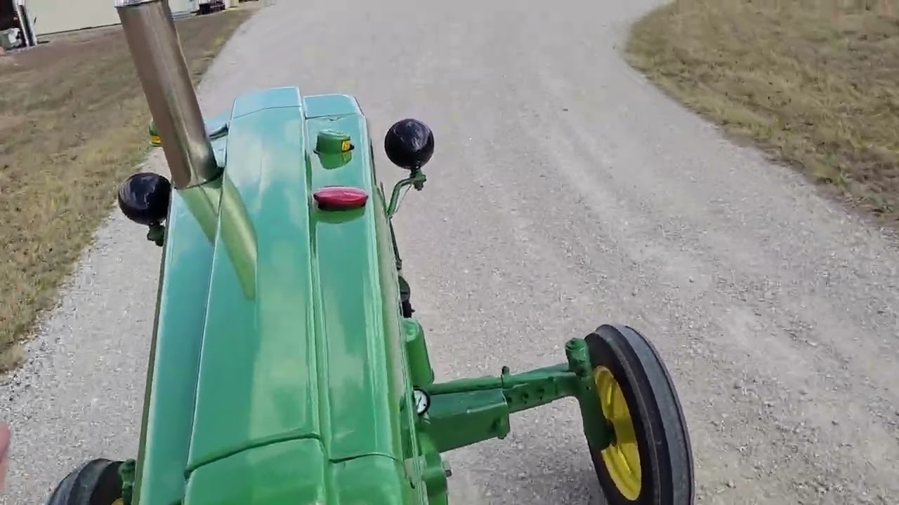 John Deere MT driving video