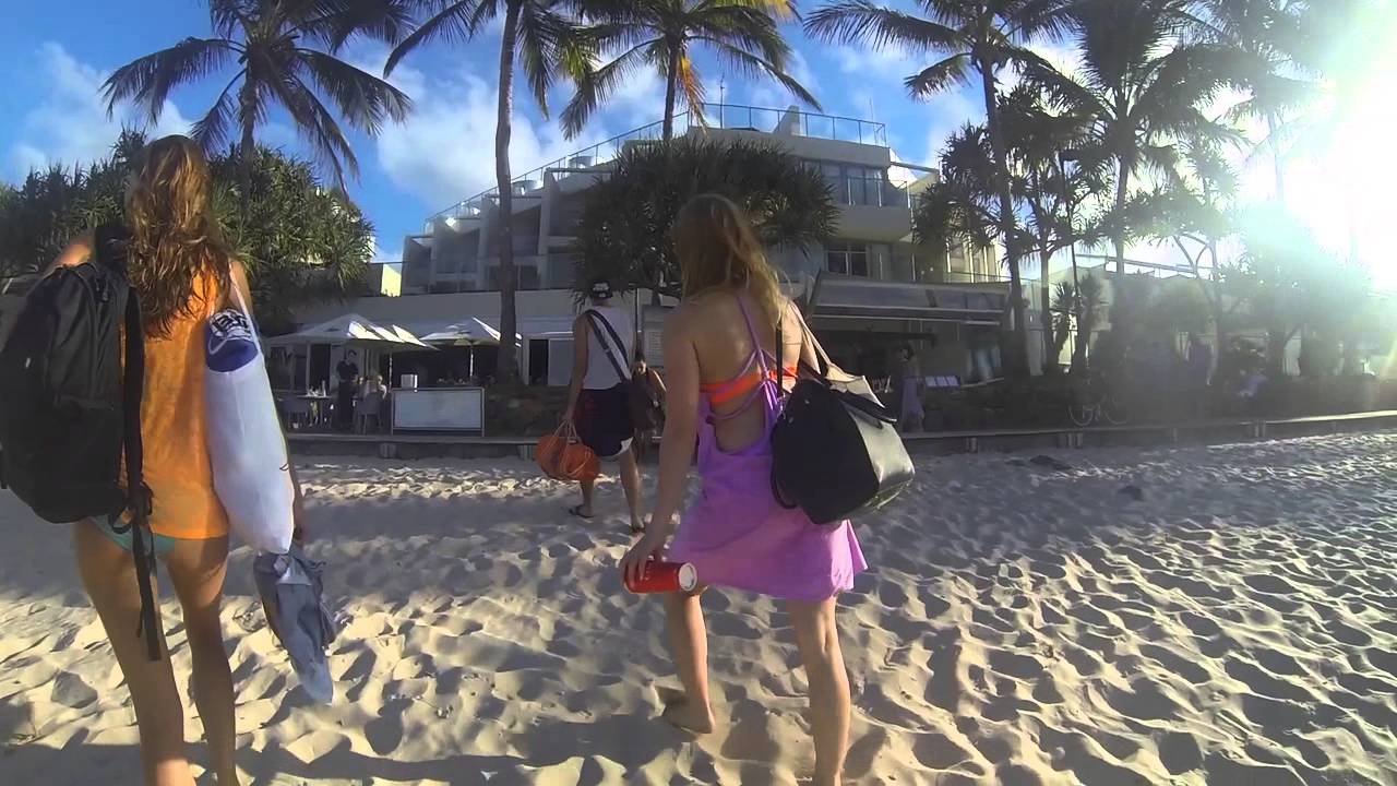 Twerkers in Noosa 2
