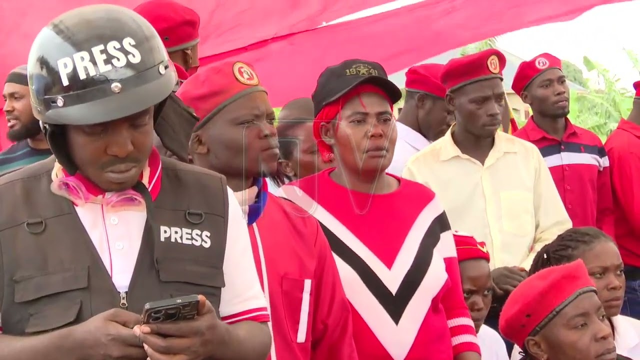 Robert Kyagulanyi asuubizza abe Mayuge amazannyalaze, n’ebyobulamu ebirungi