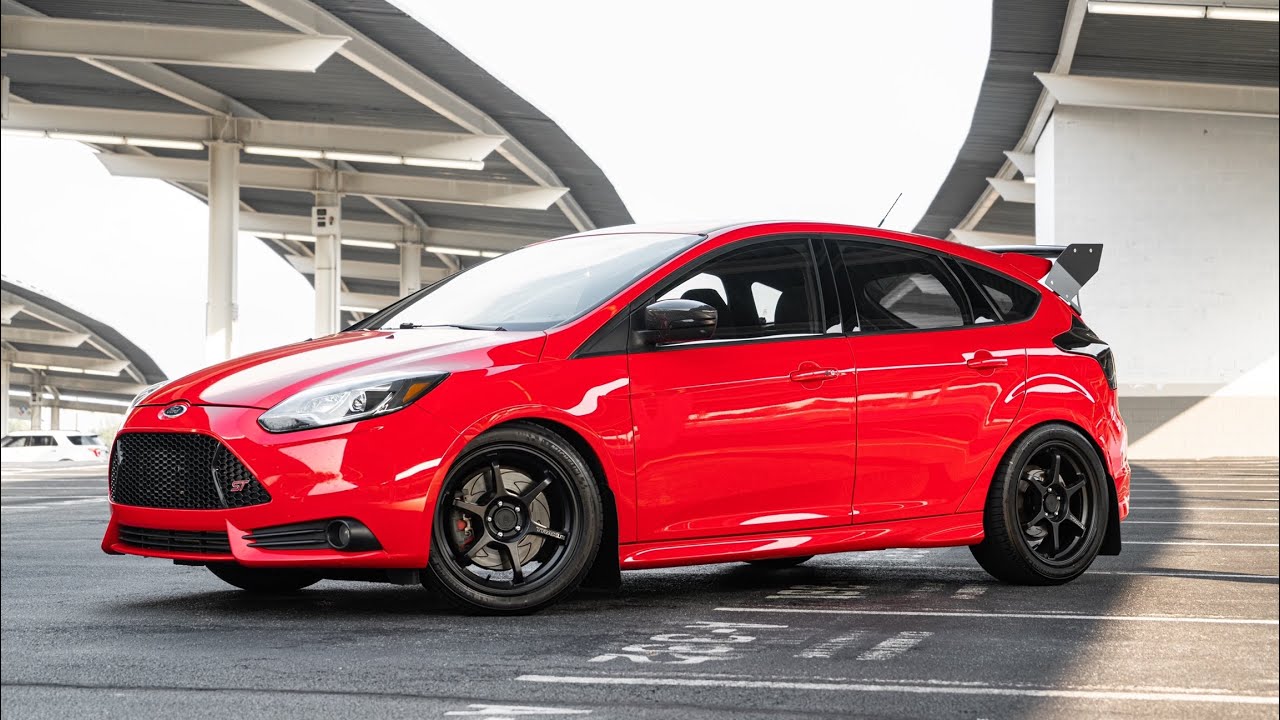 Ford Focus ST; AWE Track Exhaust; Catless DP