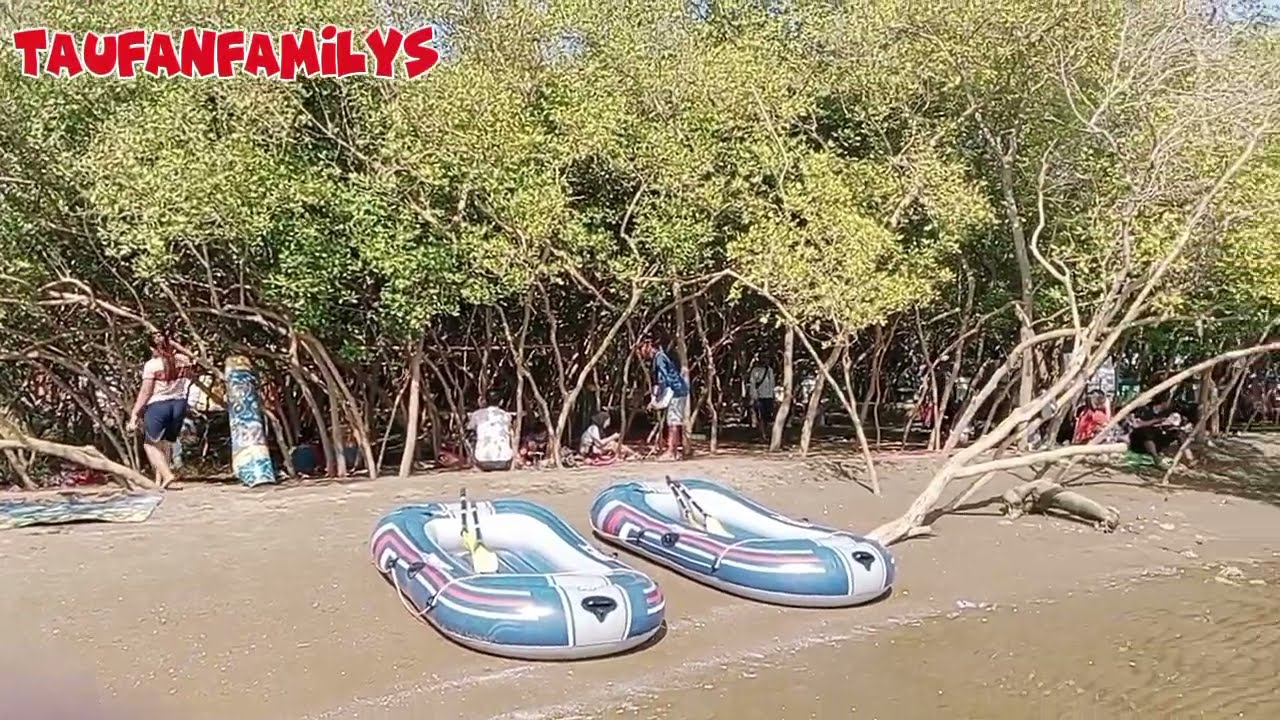 Suasana pantai kejawanan bulan Ramadhan Maret 2025