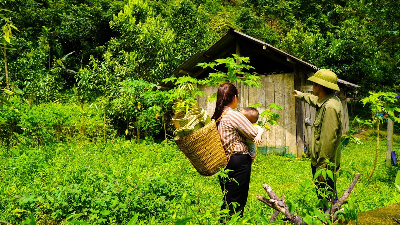 A single mother and BUN receive help from a kind man who gives her an abandoned house in the woods.