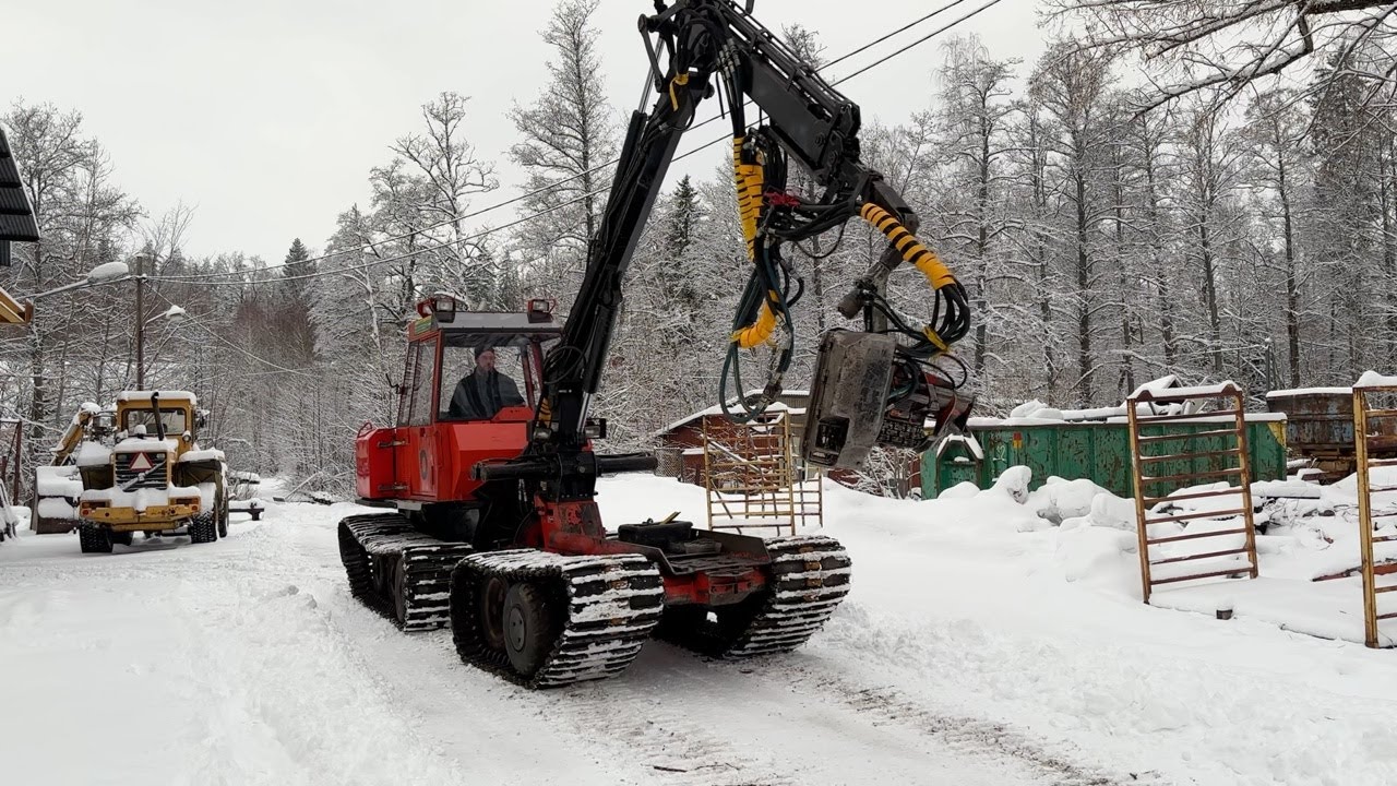 Köp Skördare Farmi Trac 5000T på Klaravik