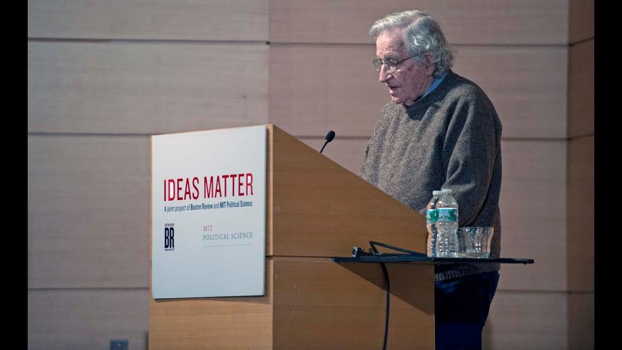 Noam Chomsky (2013) 