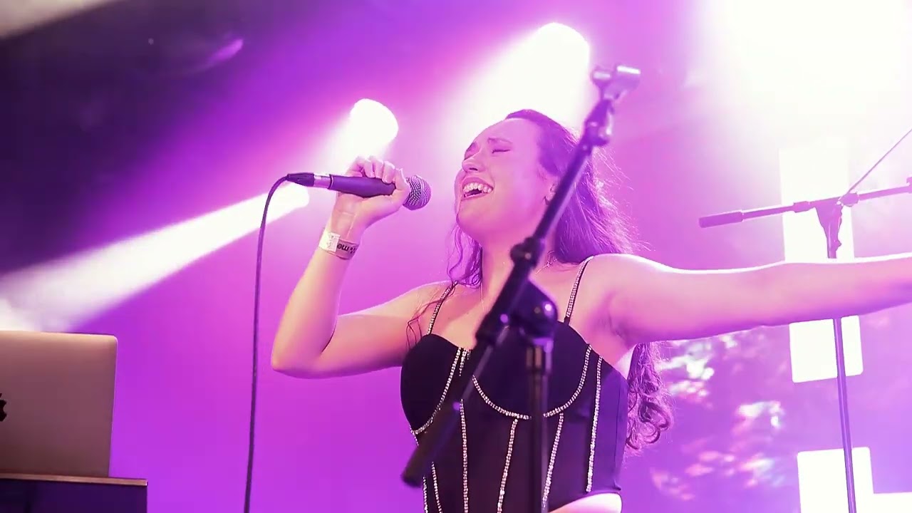 Lucy Crisp - I Miss You BBC Introducing Live Jan 2024