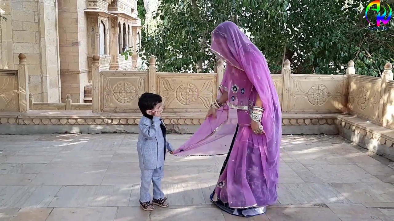 Pyara Lago Bhabhi Ne | Cutest Devar Bhabhi Dance | Gadisar Talab Jaisalmer | Viewer's Suggestion