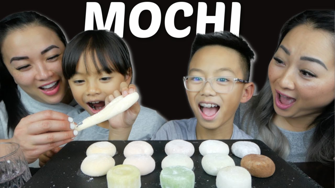Assorted MOCHI *Fresh Cream filled Mochi & Durian Mooncake Mochi Mukbang | N.E Let's Eat & SAS ASMR