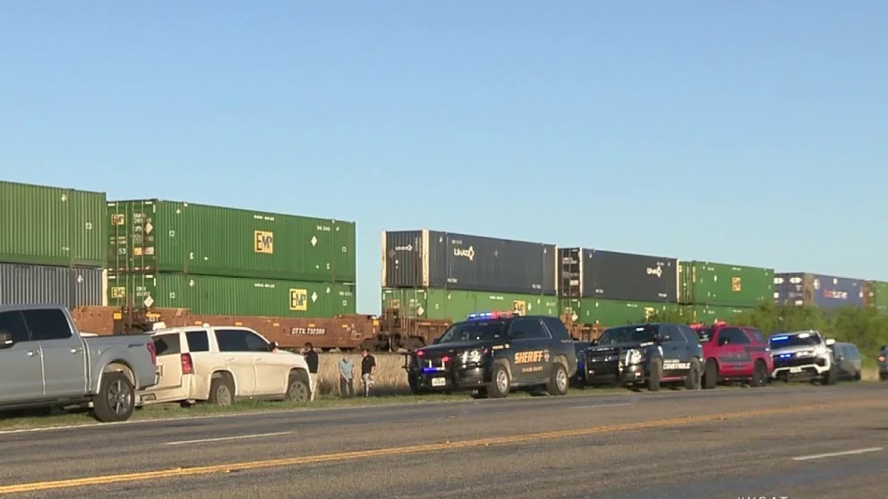 15 migrants found trapped in train car near Uvalde: 2 dead, others hospitalized
