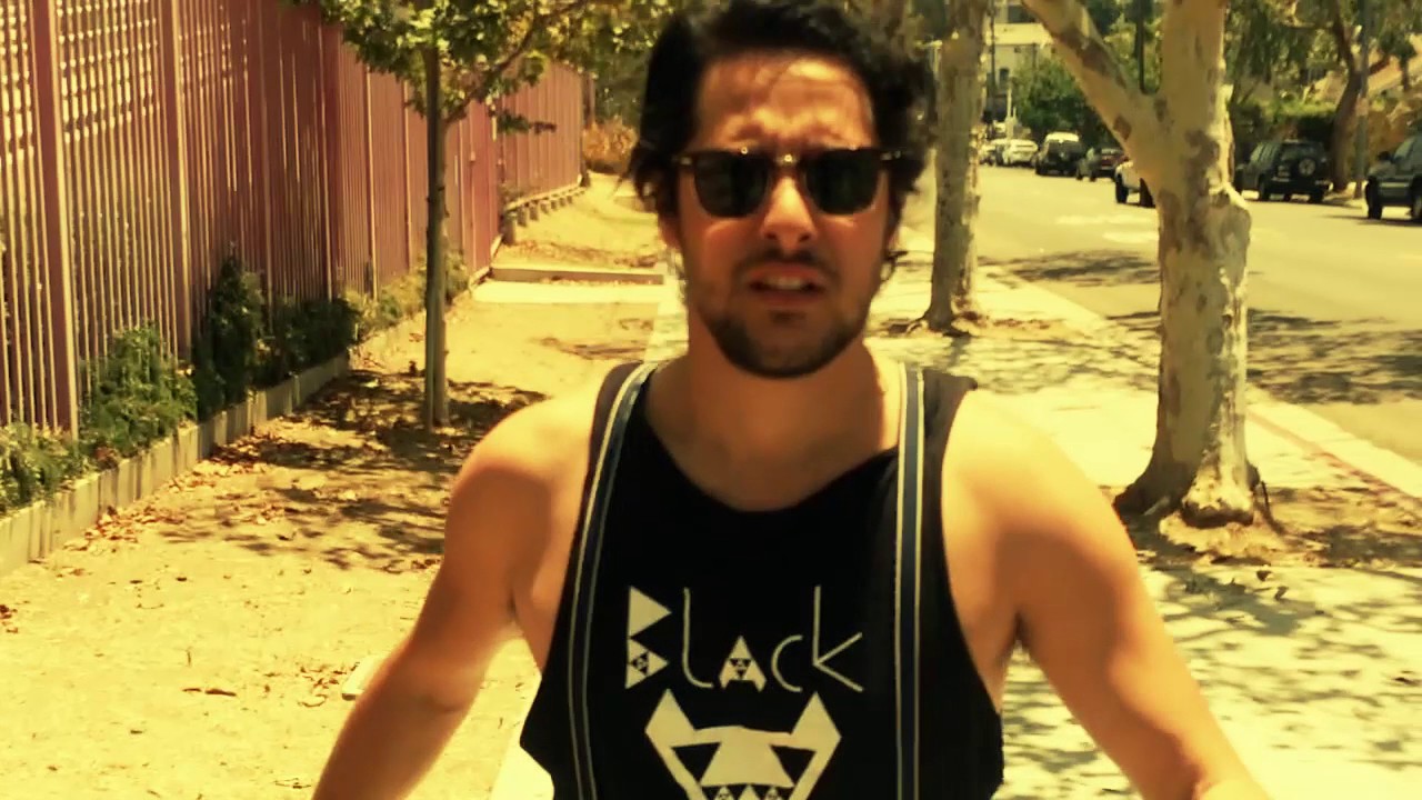 Adan & Xavi y Los Imanes -  Seabird (Official Video Clip)