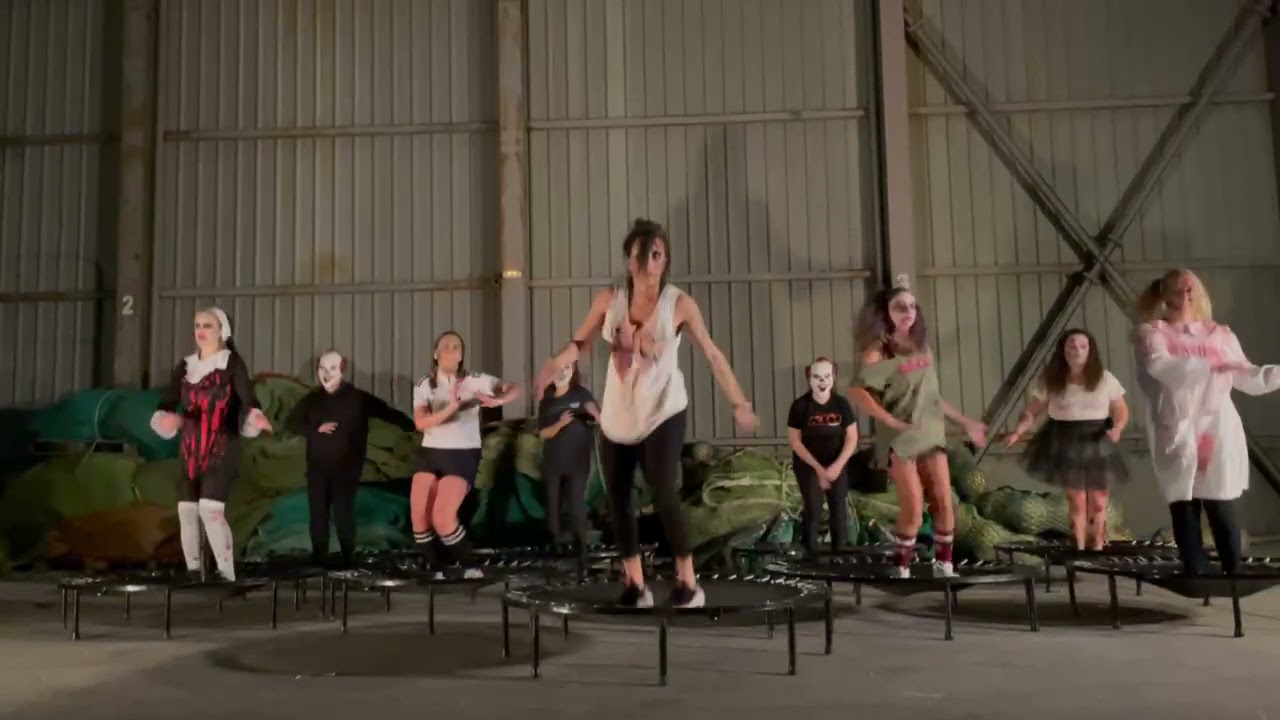 COREOGRAFÍA THRILLER 🕳️ MICHAEL JACKSONJUMPING #BODYJUMP #SALA5