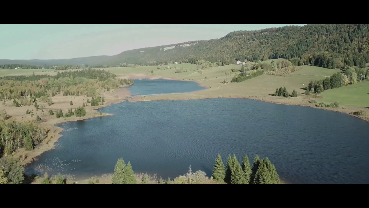 Lacs de bellefontaine. Haut jura . Franche comté. Drone