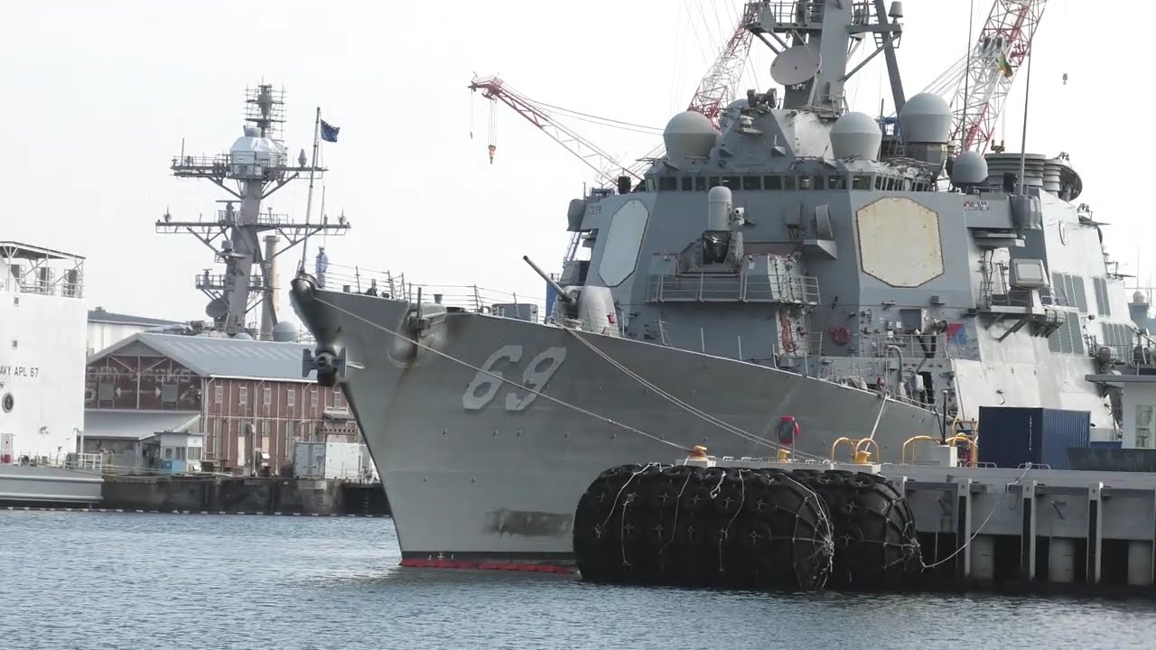 ノルウェー・イギリス・アメリカ・日本の艦艇：旗の揚げ方 | #ノルウェー #イギリス #アメリカ #日本 #軍艦 #旗揚げ #海軍