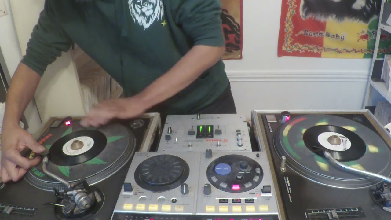 MIX REGGAE :  SPECIALS 