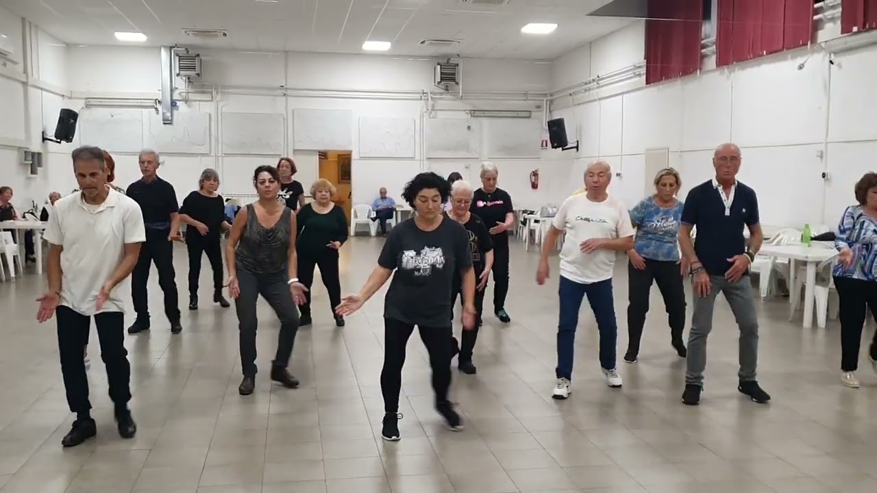 coreografia  maestra  Laura !