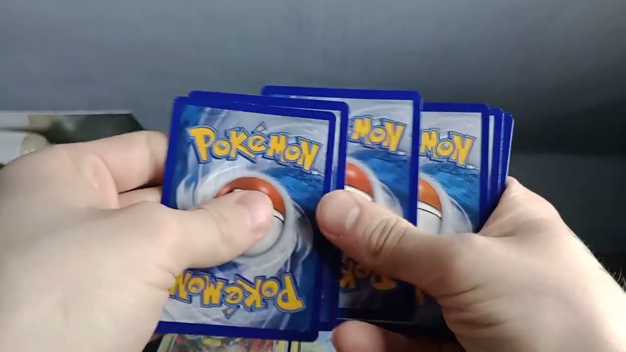 Opening Pokémon's Elite Trainer Box Fusion Strike - Not what I was expecting.....