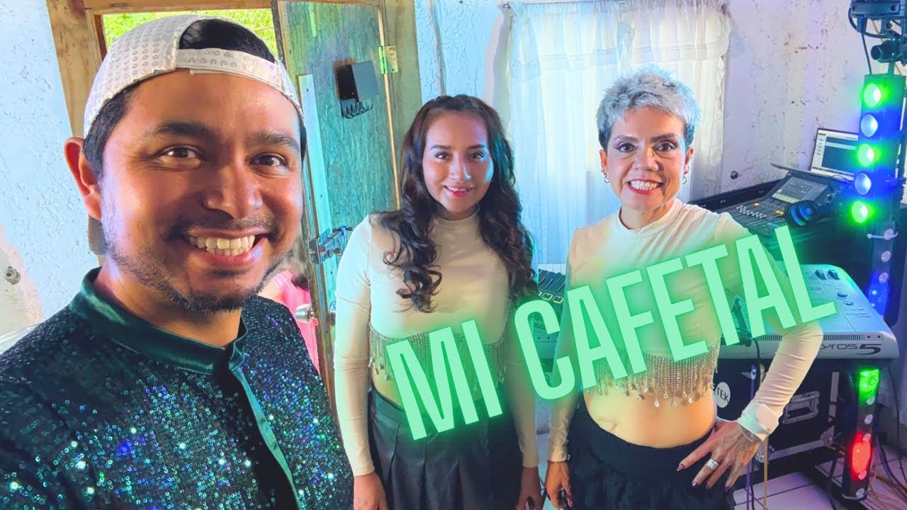 Mi cafetal (tecladista show) en vivo compositor Crescencio Salcedo