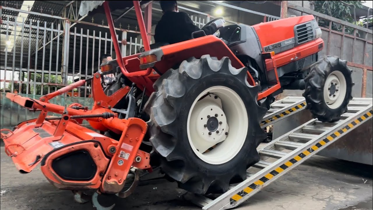 Bàn giao máy bãi Kubota Gl320 kèm xới đẹp xuất sắc về bác chủ Hoà An Cao Bằng