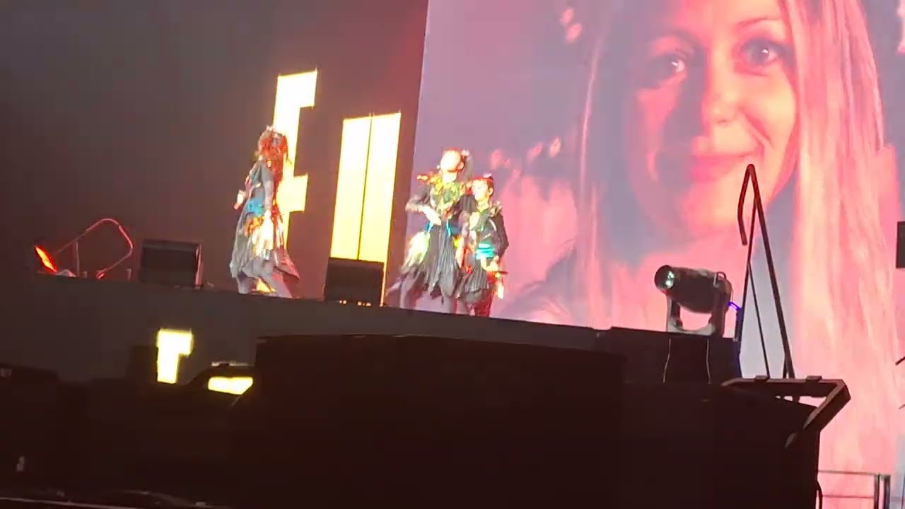 BABYMETAL - RATATATA [Live à Paris, Le Zénith - 28 mai 2025]