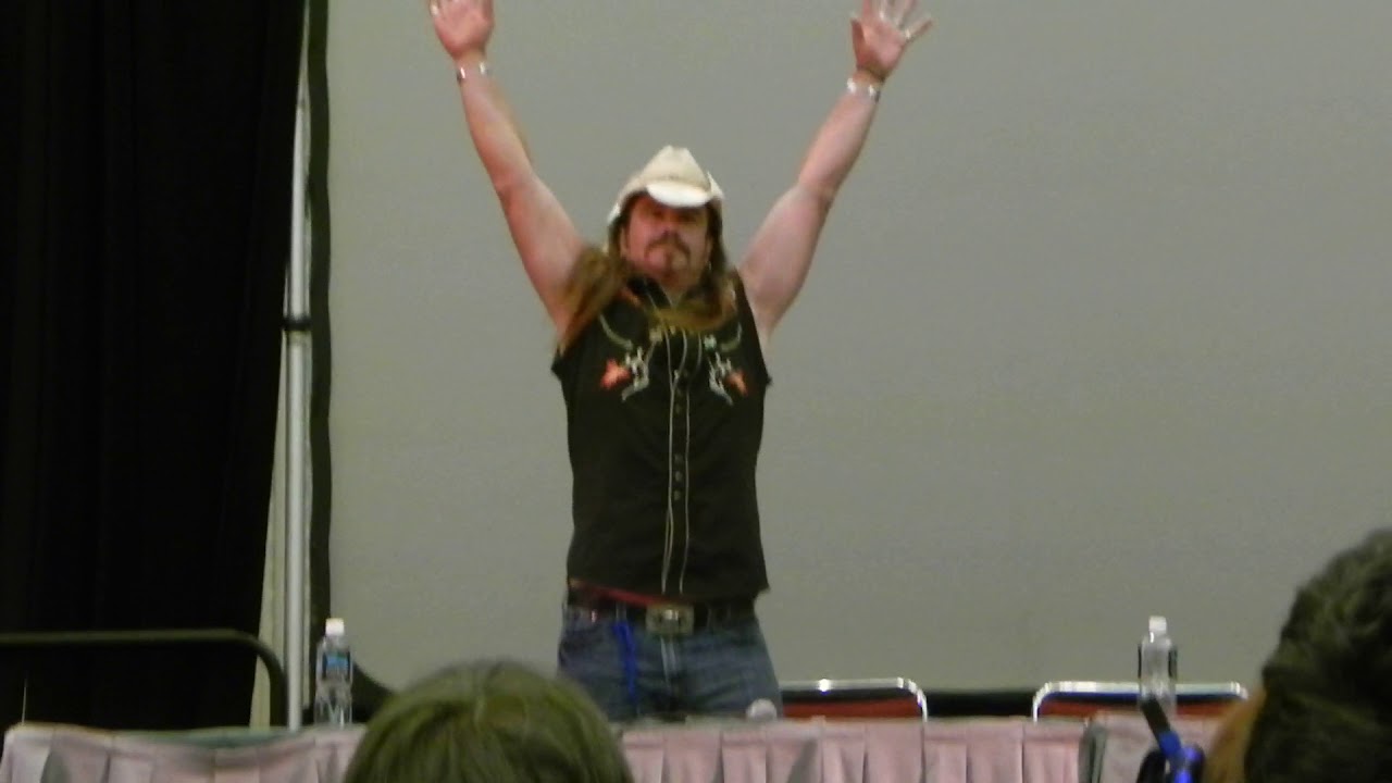 Kawaii Kon 2011 - Scott McNeil - Sunday Panel Opening