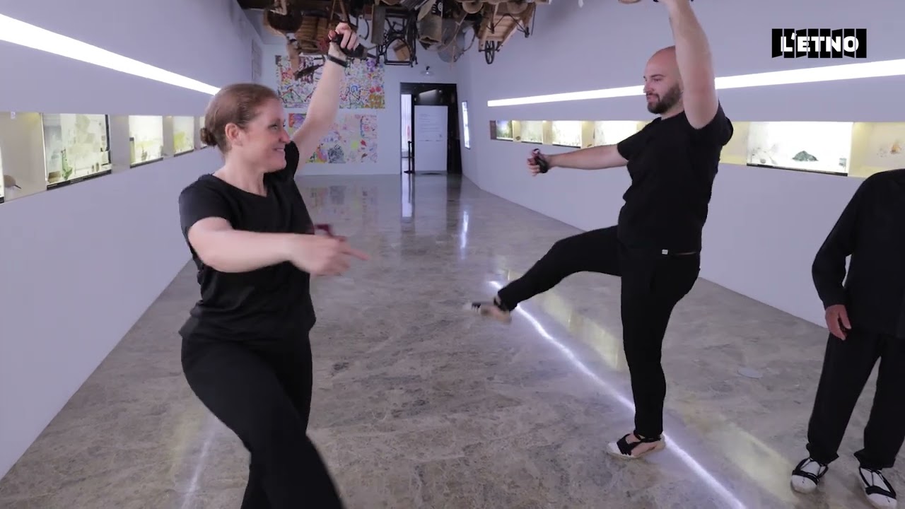 COM ES BALLA BOLERO BENIMODO