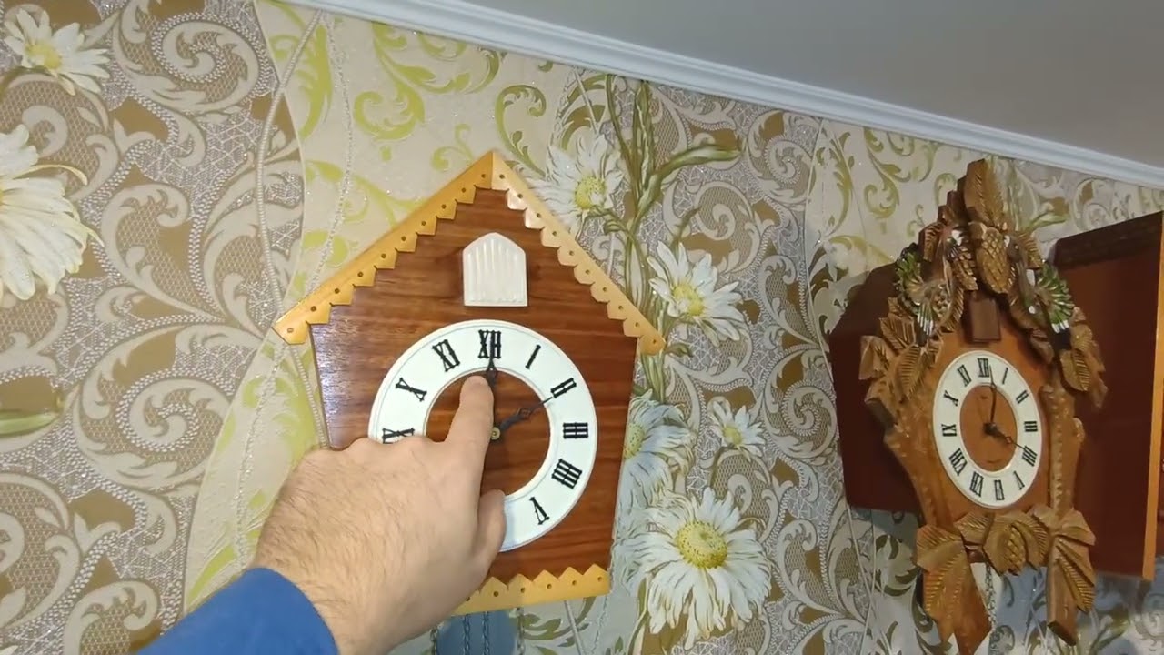 Часы кукушка 