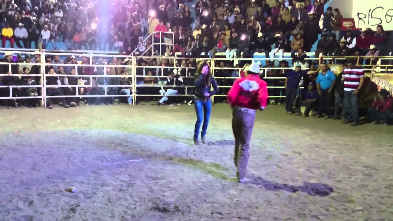 ‼️ EL PASO DEL MUERTITO‼️ Chavita silva bailando