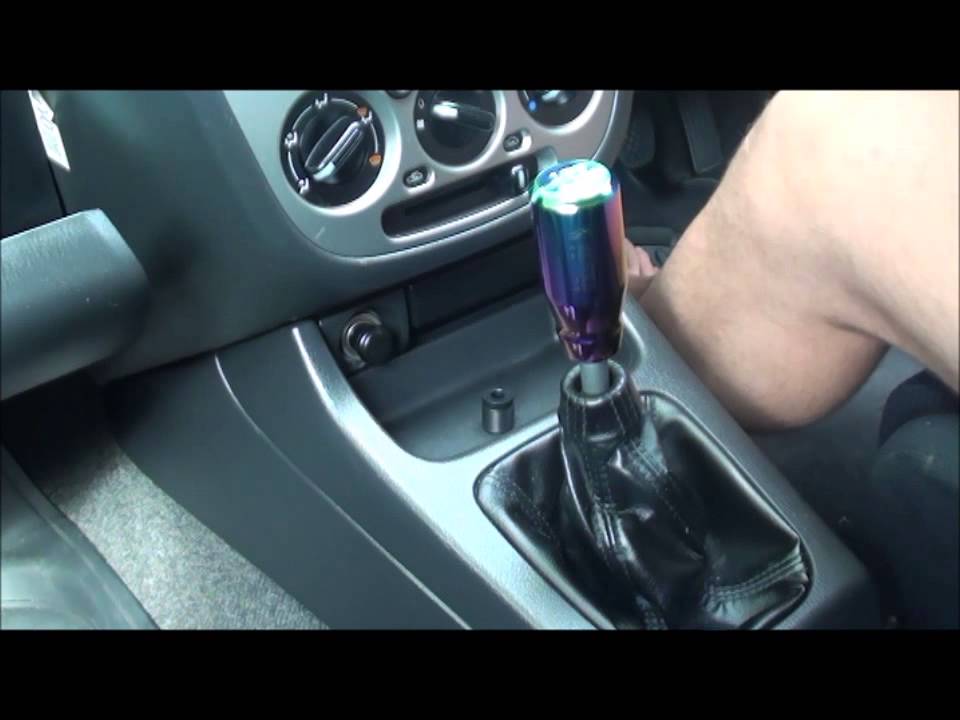 (HD) Installing an Aftermarket Shift Knob