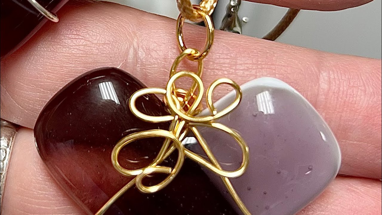 Wire Wrapped Fused Glass Heart Tutorial from @pumpkinglassgallery