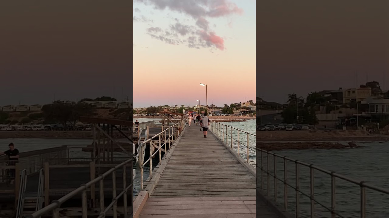 Evening stroll Moonta Bay Jetty #southaustralia #coppercoast #yorkepeninsula