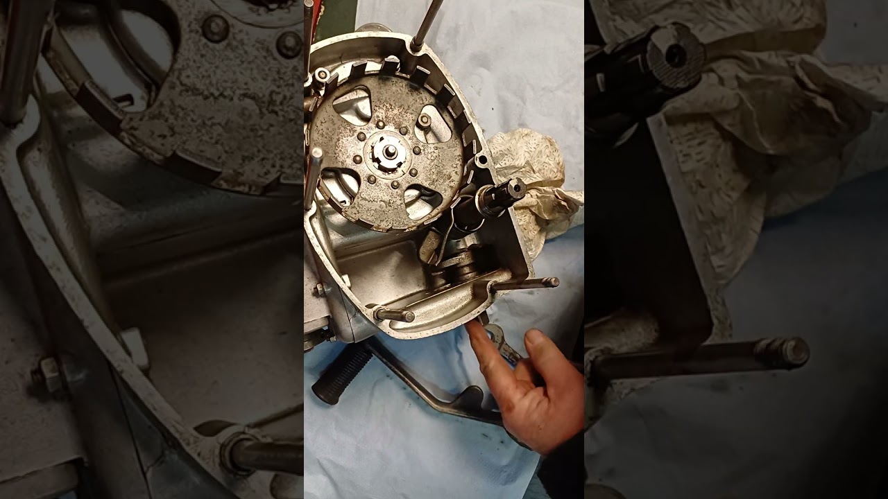 Strange Motorbike kick-start explained!  Velocette Valiant and LE Part 3.