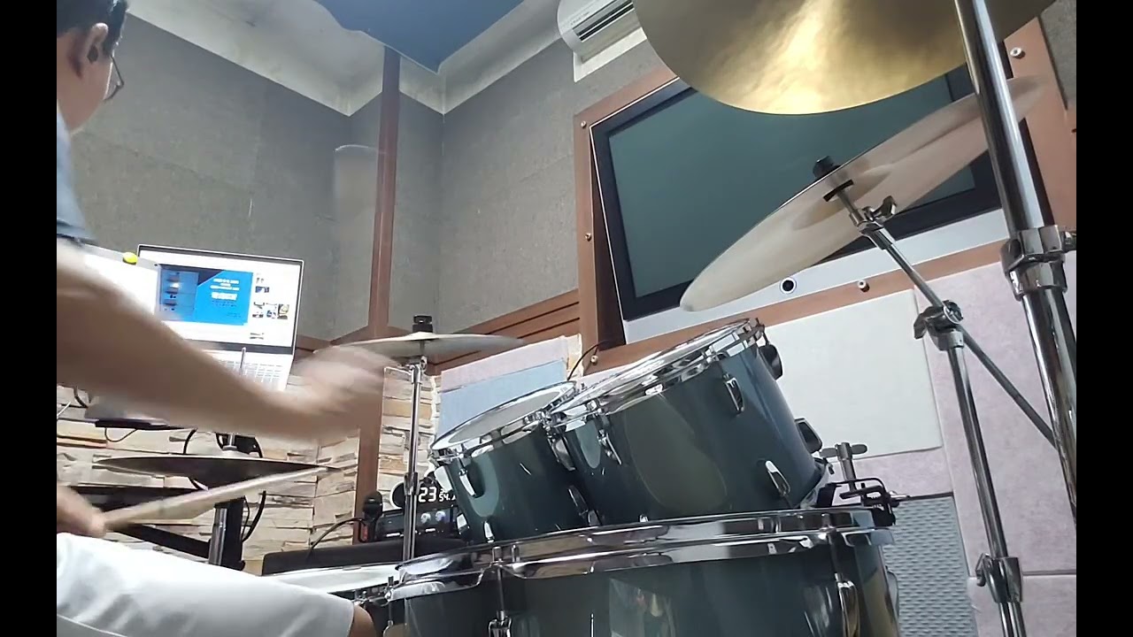 카더가든 