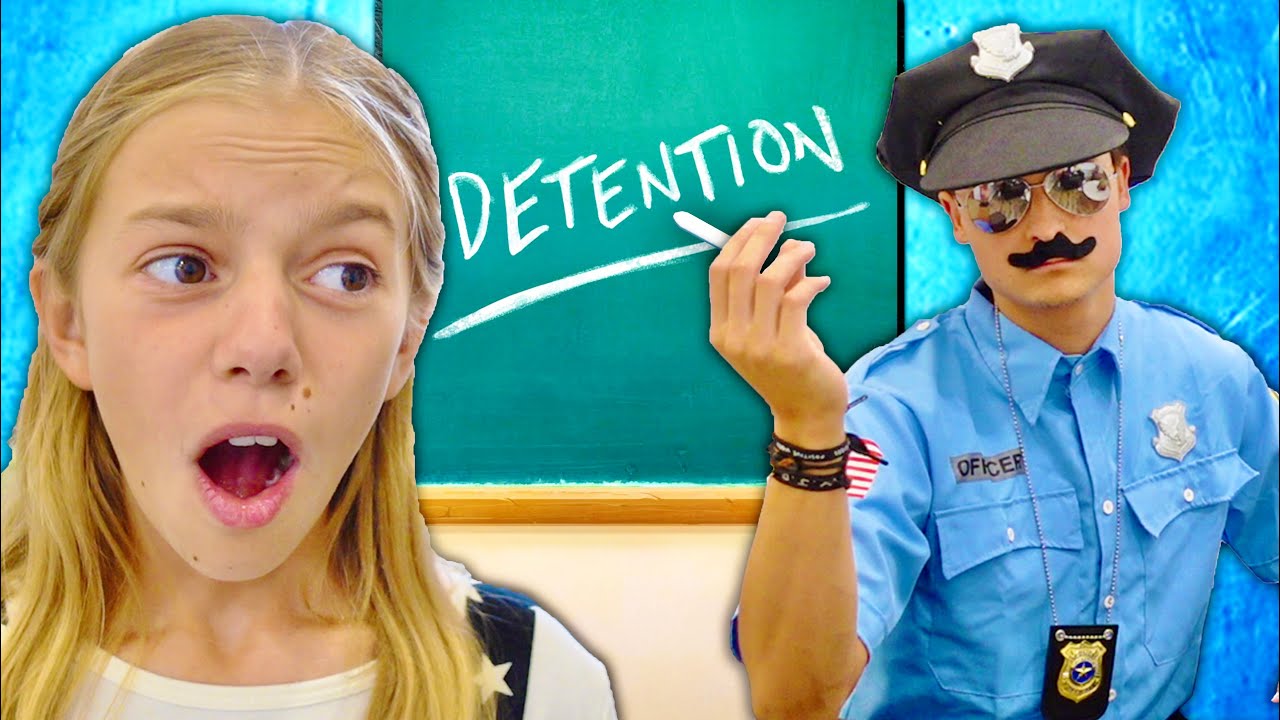 Escape The MANY Teachers On Lizzy’s First Day Of School!