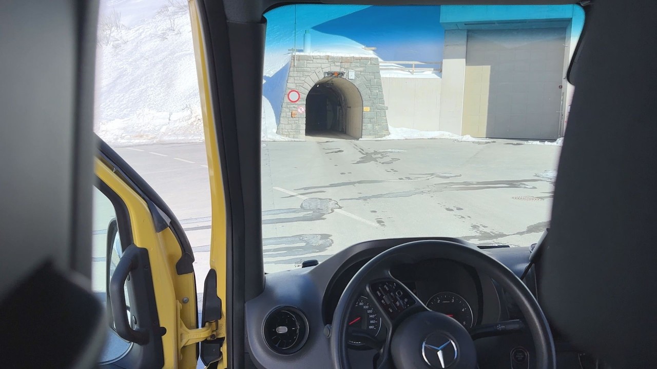 Abenteuerliche Fahrt mit dem Tunnelbus von der Bieler Höhe zur Vermuntbahn 🚌❄️🏔️