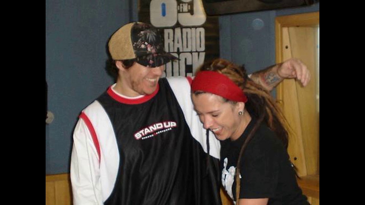 Charlie Brown Jr - Entrevista com Chorão na Rádio 89,1 FM em 2005