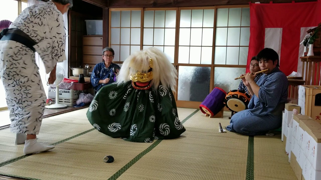 六軒厳島神社大杜高橋家における 獅子舞